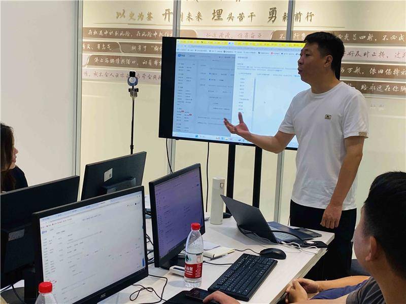 直播运营和其他运营的区别-百川电商学苑