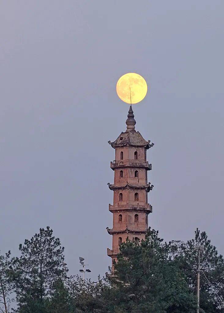 中秋的月亮太出片了！